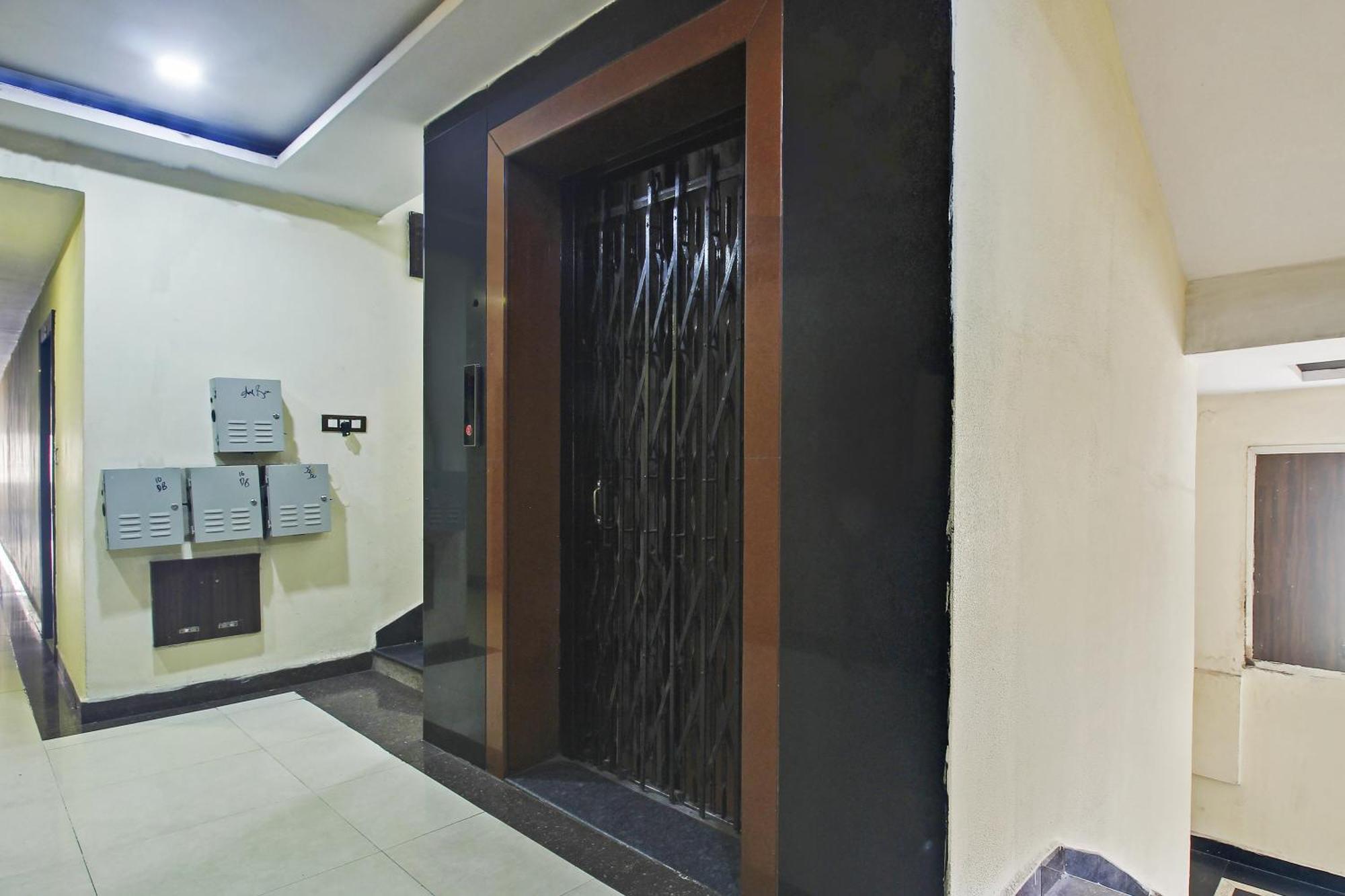 Flagship Grand Sandarshini Inn Near Mgbs Bus Station Haydarabad Dış mekan fotoğraf